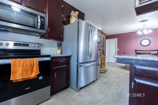 1113 Krista Court Ridgecrest, CA 93555 - Photo 14 of 33