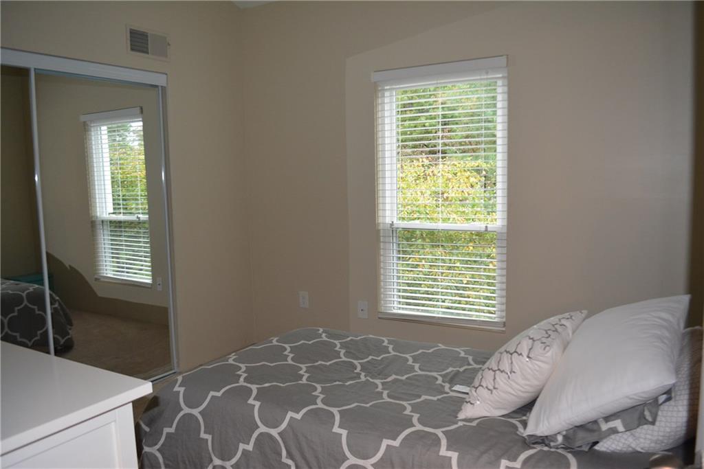1204 Kenzie Road Pittsburgh, PA 15205 - Photo 8 of 14 Gallery Image 8