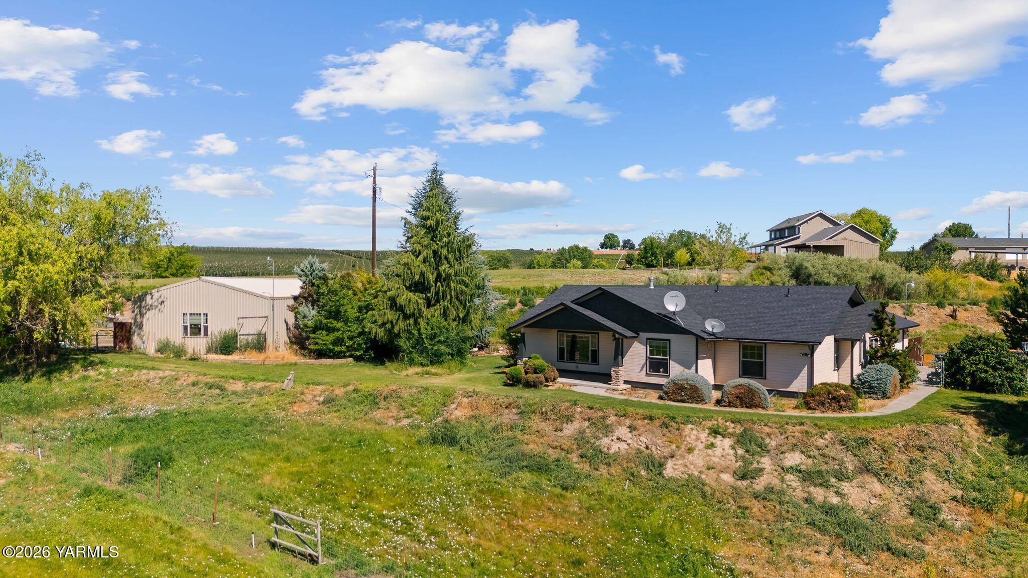 788 Zickler Road Zillah, WA 98953 - Photo 35 of 37 788 Zickler Rd Aerials-7