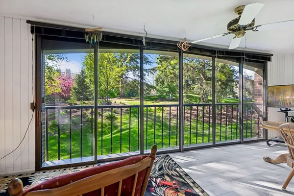 $435,000 | 5501 Dewey Hill Road, Unit 140, Edina, MN 55439