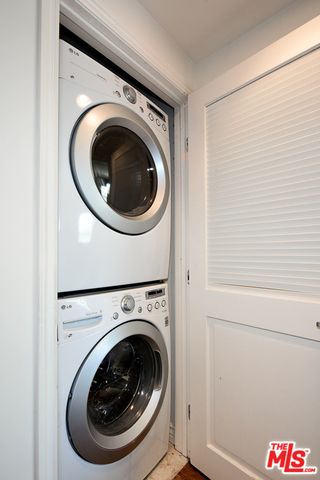 $645,000 | 7100 Alvern Street, Unit 301, Los Angeles, CA 90045