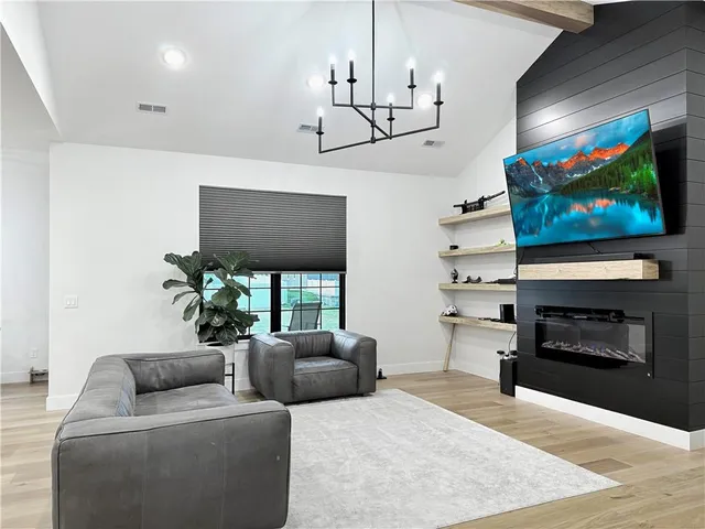 $400,000 | 2612 Artisan Drive, Sedalia, MO 65301