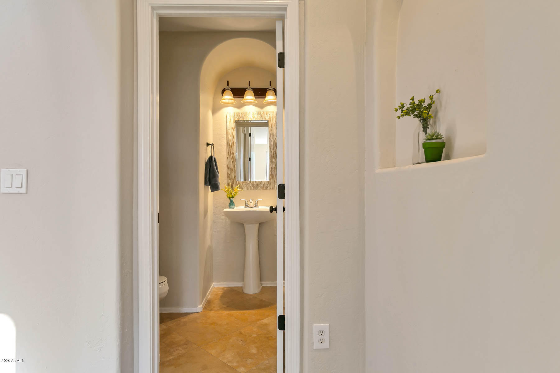 3005 West Sentinel Rock Road Phoenix, AZ 85086 - Photo 61 of 85 3005 W Sentinel Rock Rd - Interior-46