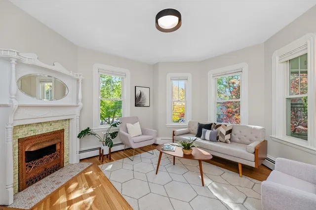 $699,999 | 87 Holworthy Street, Unit 2, Cambridge, MA 02138