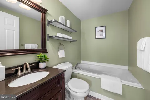 $280,000 | 511 South Bradford Street, Baltimore, MD 21224