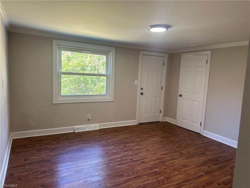 4446 Wallburg-High Point Road High Point, NC 27265 - Photo 9 of 19 Gallery Image 9
