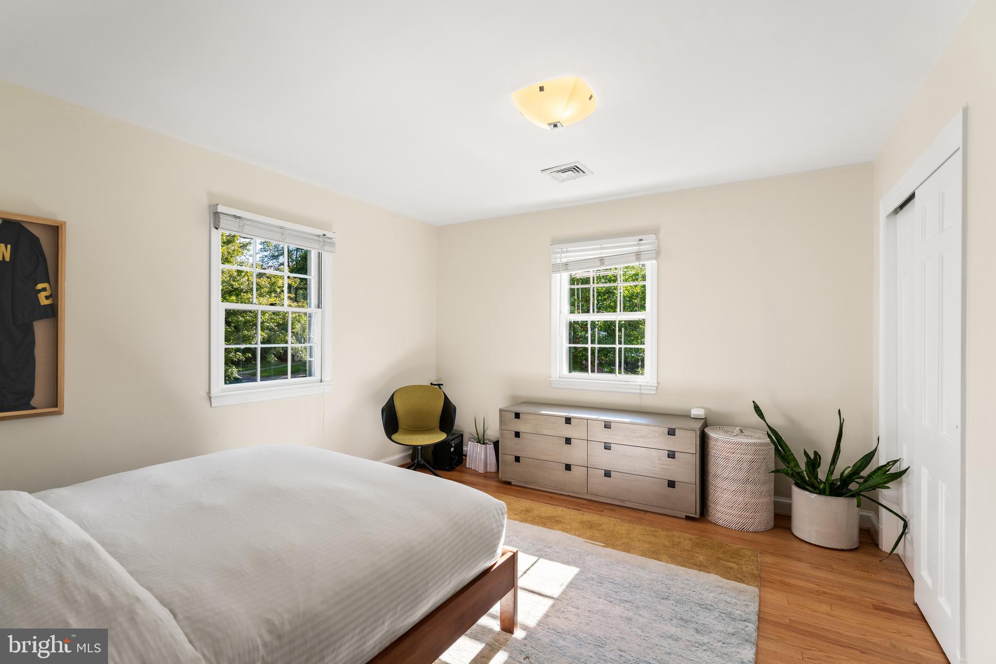 8013 Aberdeen Road Bethesda, MD 20814 - Photo 28 of 43 3rd bedroom