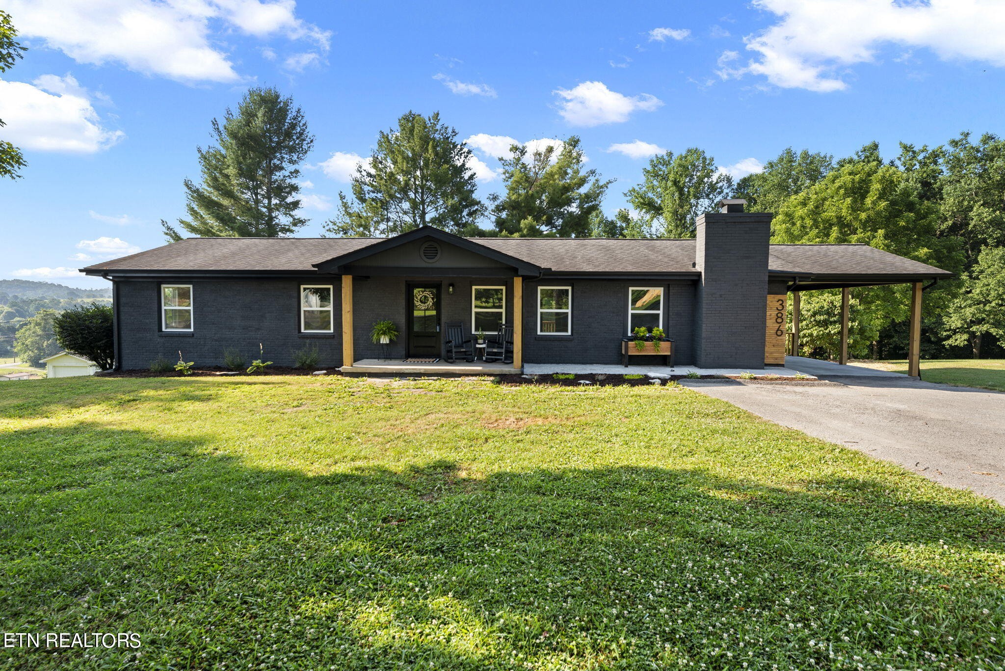 386 McKinney Road La Follette, TN 37766 - Photo 1 of 46 Gallery Image 1