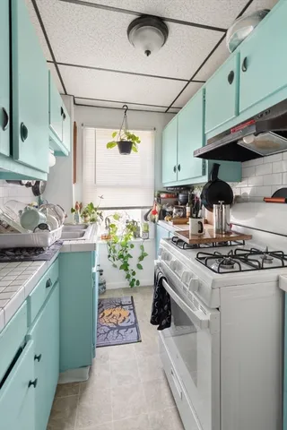 $729,000 | 172 Earle Street, Fall River, MA 02723