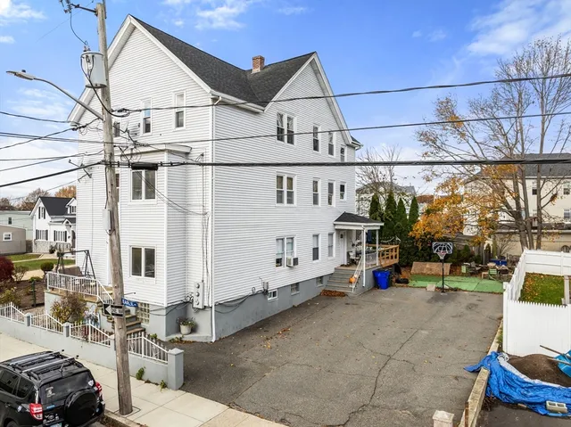 $729,000 | 172 Earle Street, Fall River, MA 02723