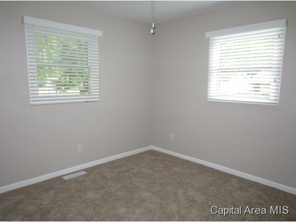 1701 Minot Street Springfield, IL 62702 - Photo 5 of 8 Gallery Image 5
