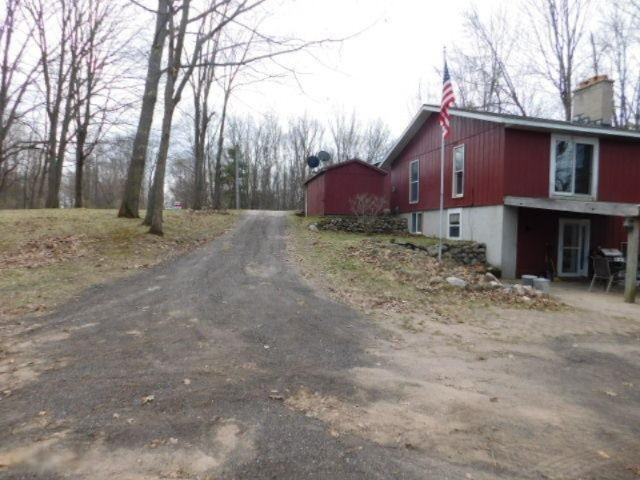 560 Hoppe Road Hesperia, MI 49421 - Photo 2 of 23 DSCN5017