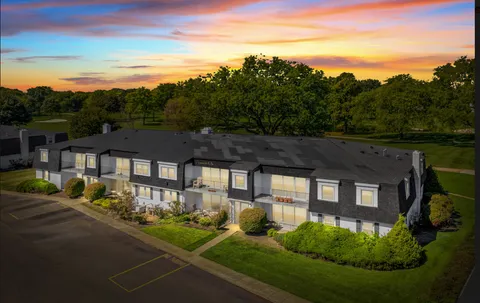 a view of a house with outdoor space