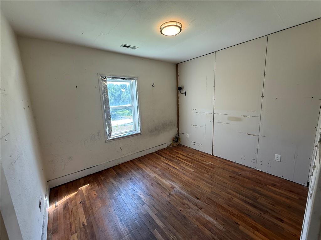 2904 Northeast Parvin Road Kansas City, MO 64117 - Photo 7 of 16