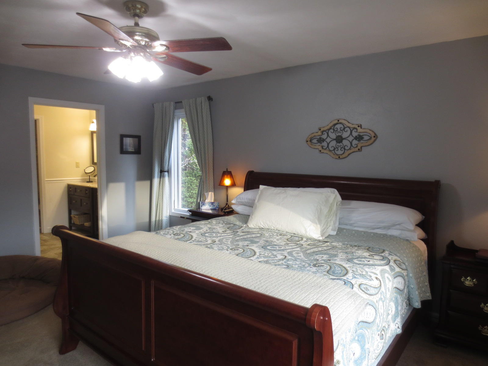 5480 Setter Road Roanoke, VA 24012 - Photo 9 of 20 Master bedroom.JPG