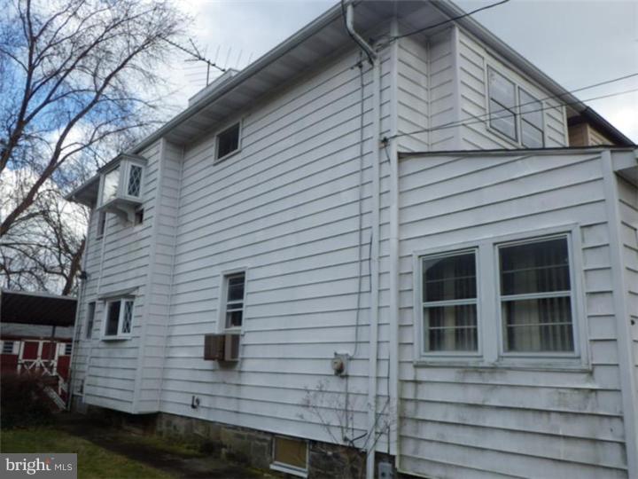51 East Chelton Road Brookhaven, PA 19015 - Photo 3 of 11 Gallery Image 3