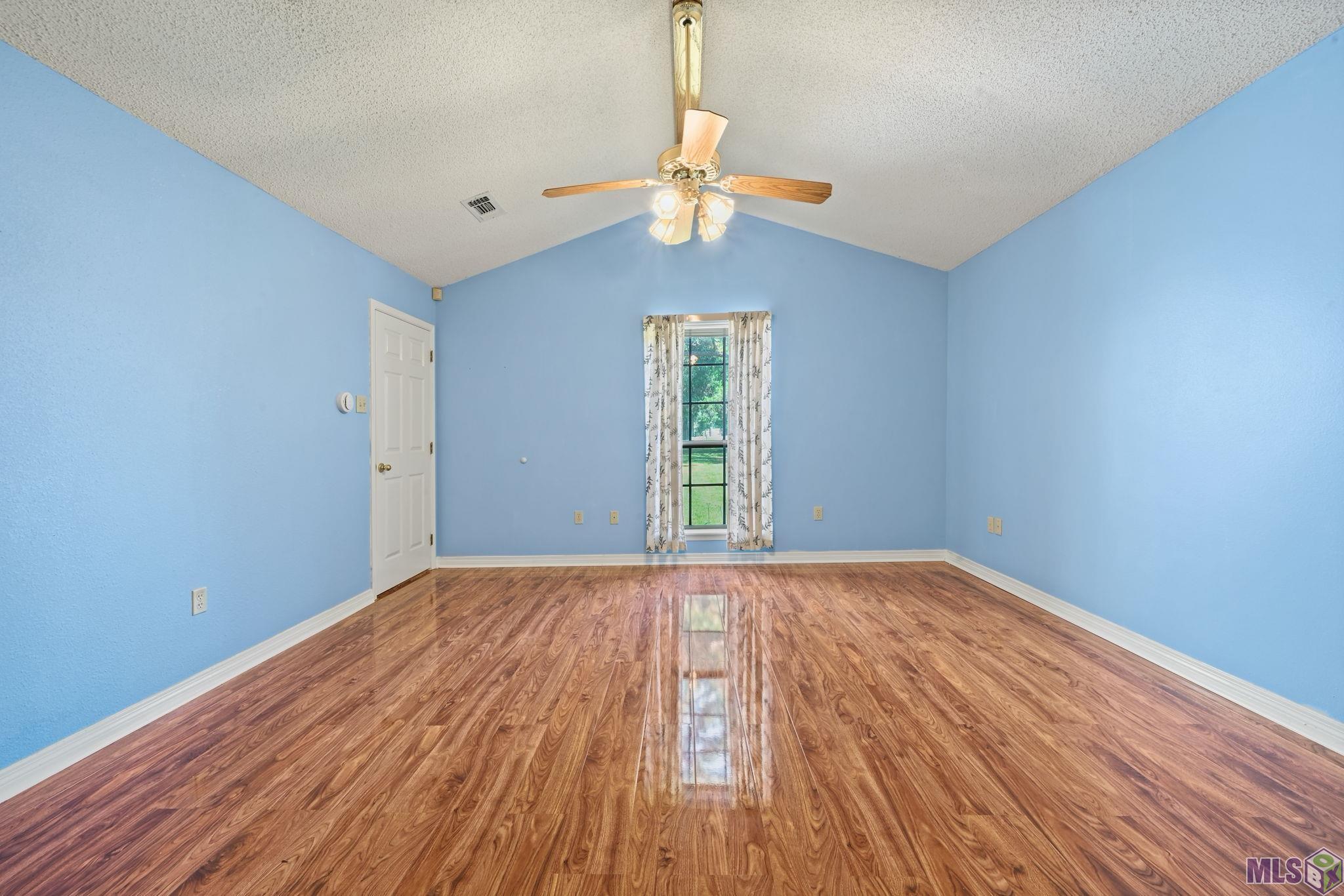 13616 Denham Road Central, LA 70818 - Photo 11 of 30 Gallery Image 11