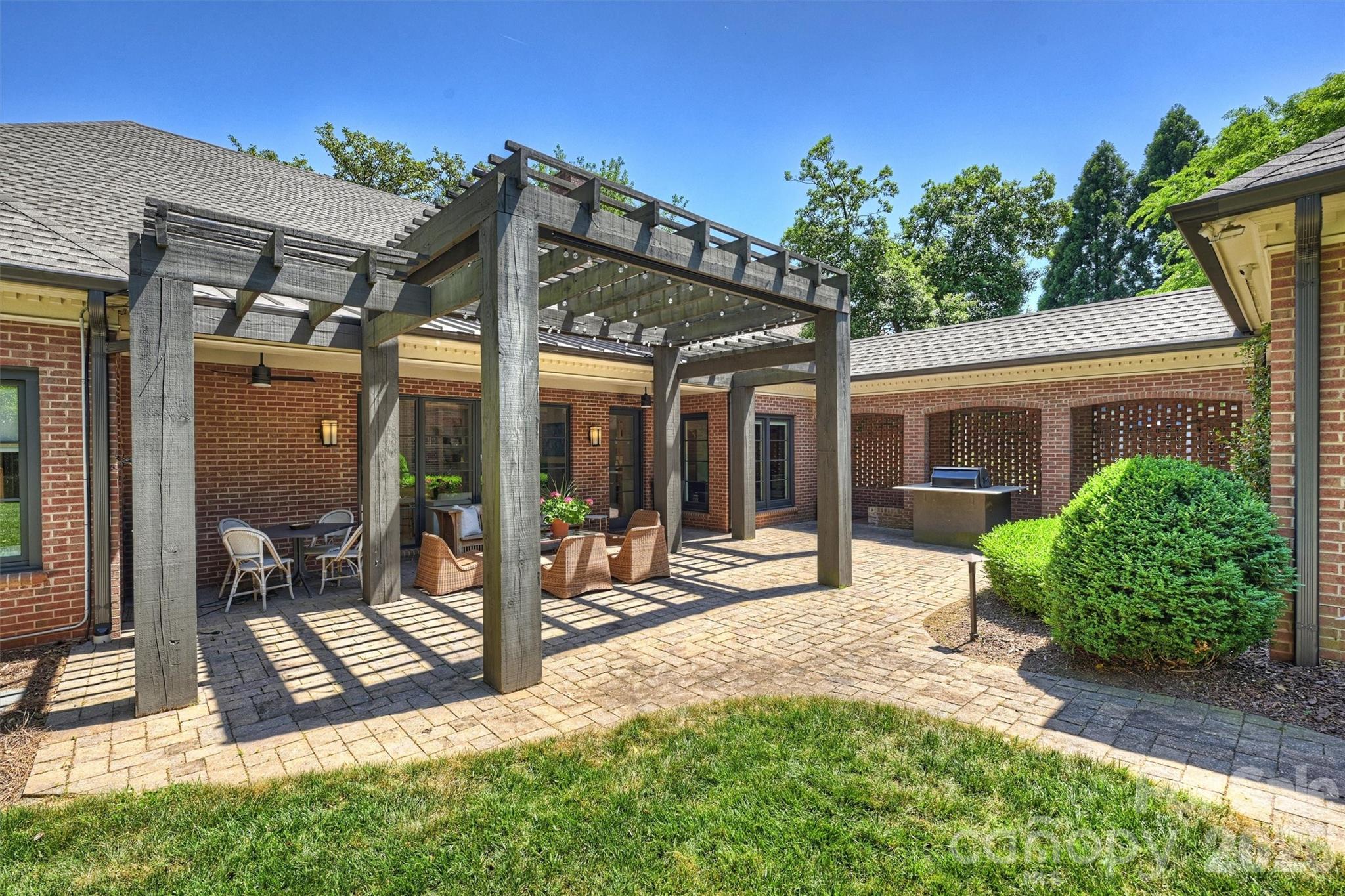 3610 Sharon Road Charlotte, NC 28211 - Photo 34 of 39 Gallery Image 34