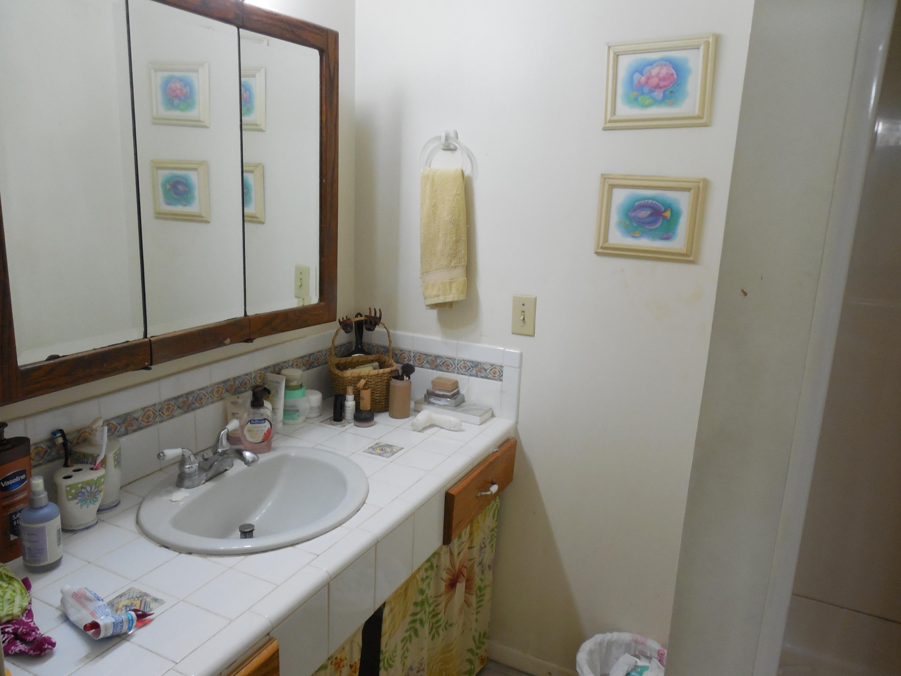 3329 Grove Road Palm Beach Gardens, FL 33410 - Photo 13 of 28 Master Bath