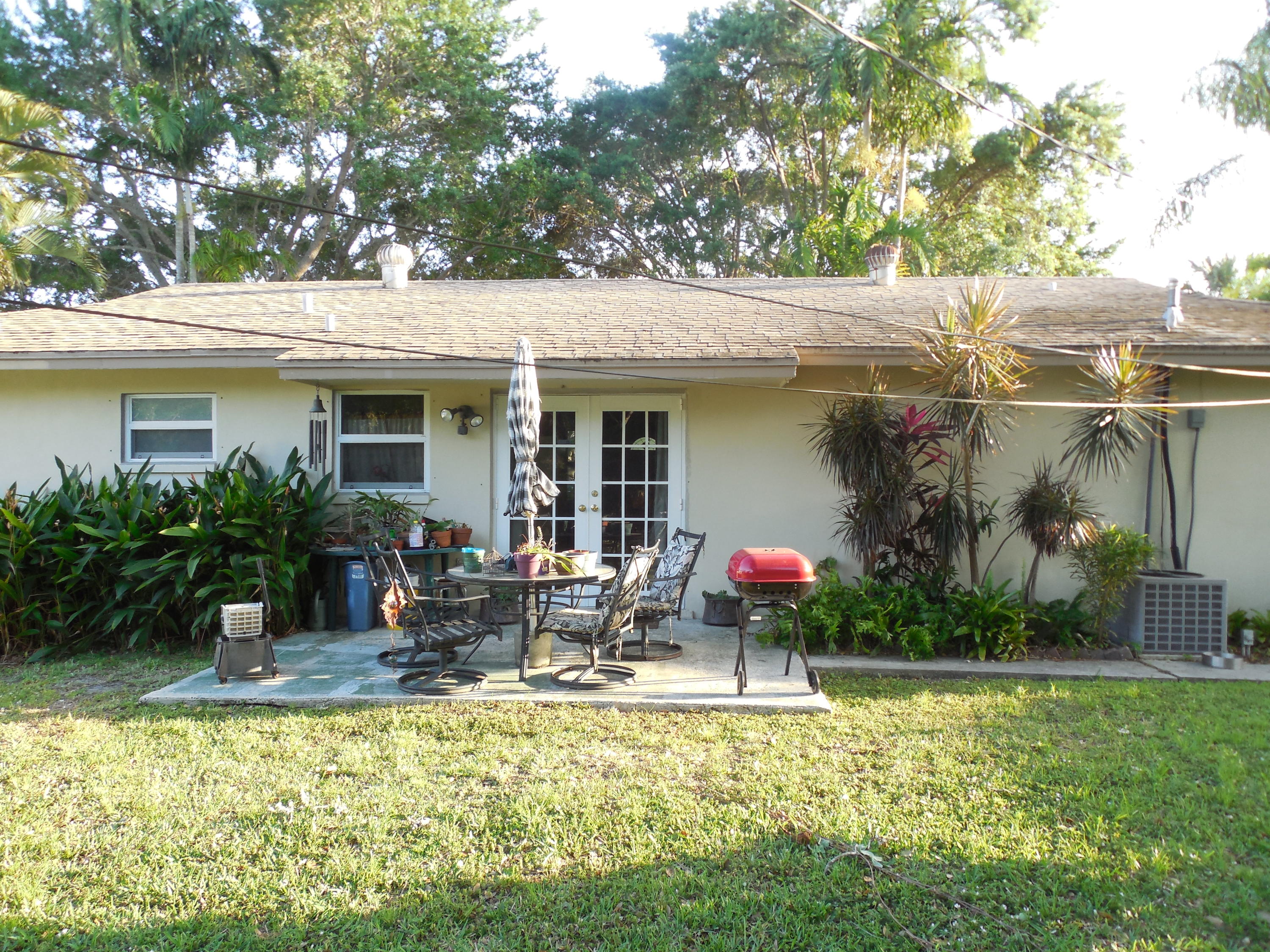 3329 Grove Road Palm Beach Gardens, FL 33410 - Photo 23 of 28 Huge backyard