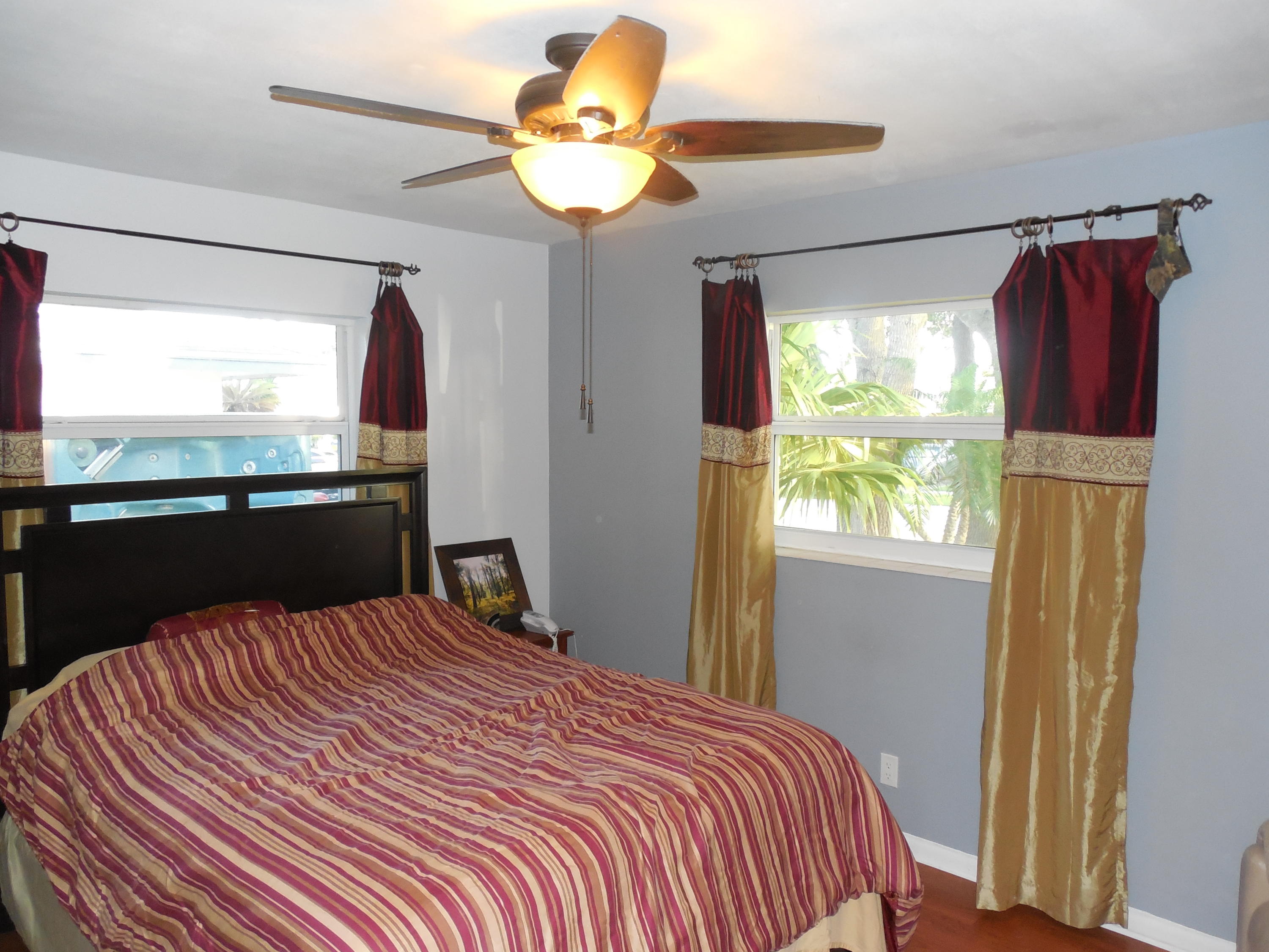 3329 Grove Road Palm Beach Gardens, FL 33410 - Photo 6 of 28 One of the guest bedrooms