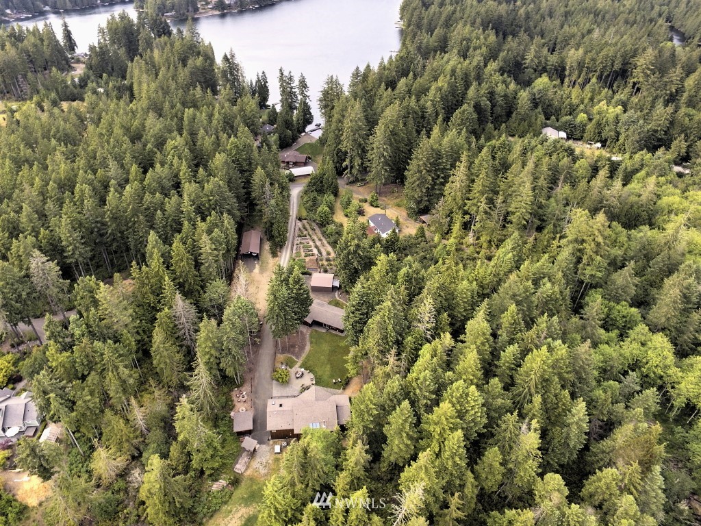 953 East Phillips Lake Loop Road Shelton, WA 98584 - Photo 6 of 25 Gallery Image 6