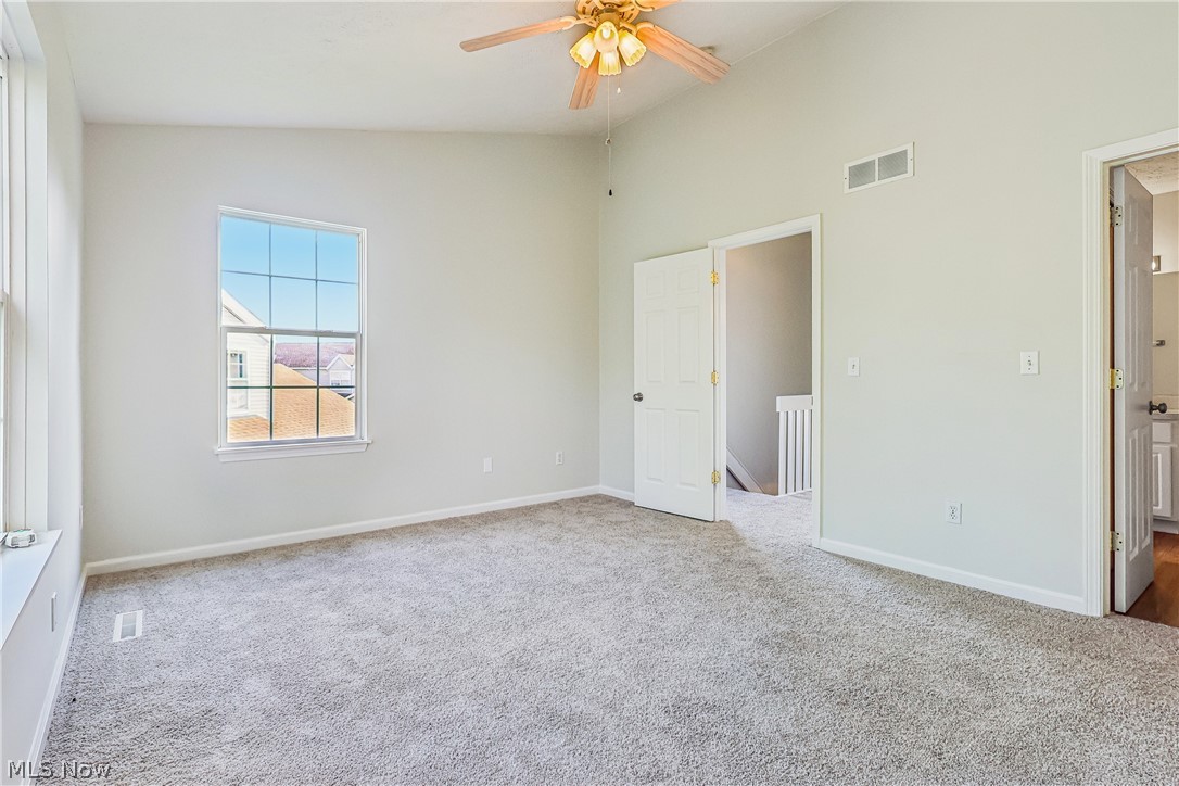 1352 Meadow Run Akron, OH 44321 - Photo 20 of 24
