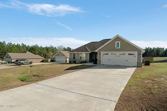 $314,900 | 26 Sky Vw Drive, Purvis, MS 39475