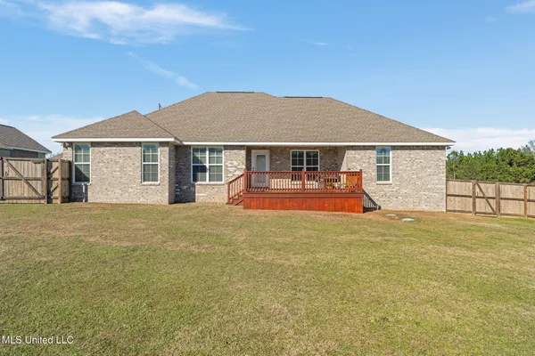 $309,000 | 26 Sky Vw Drive, Purvis, MS 39475
