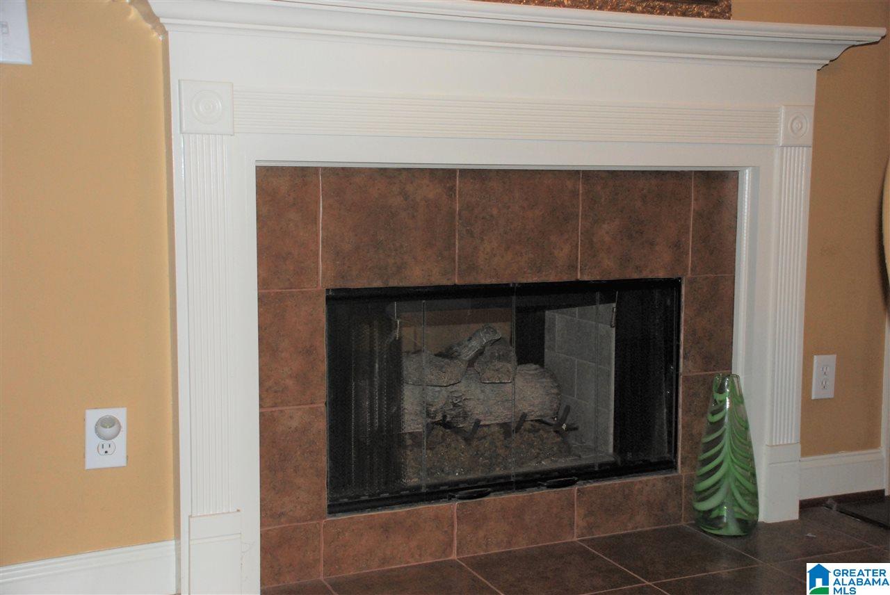 265 Creekside Lane Pelham, AL 35124 - Photo 12 of 35