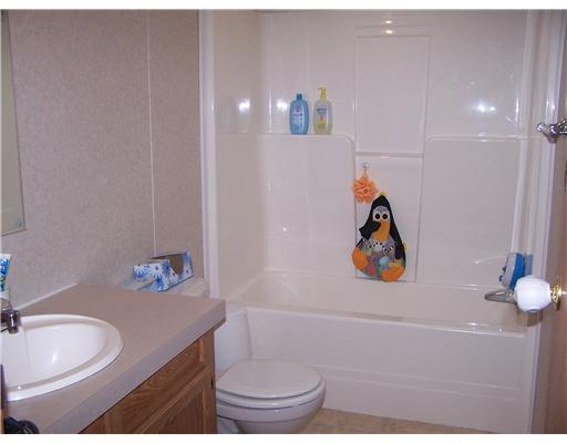 663 Dillie Road Prosperity, PA 15329 - Photo 9 of 17 Full Bath.