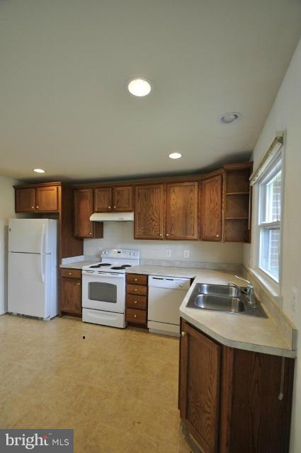 61 Armory Road Prince Frederick, MD 20678 - Photo 6 of 21 Kitchen