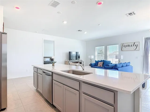 $369,000 | 1625 Hill Park Drive, Deltona, FL 32725