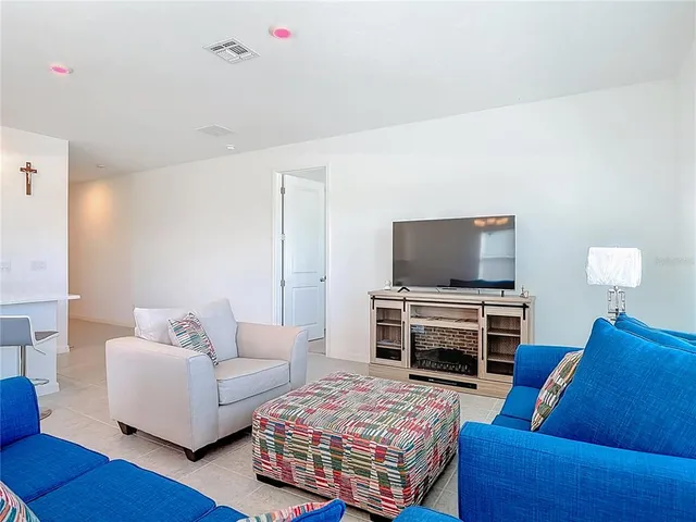 $369,000 | 1625 Hill Park Drive, Deltona, FL 32725