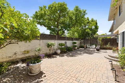 $2,100,000 | 1108 Calle Almaden, San Jose, CA 95120