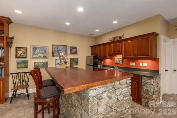 $1,600,000 | 797 Lake Club Drive, Nebo, NC 28761