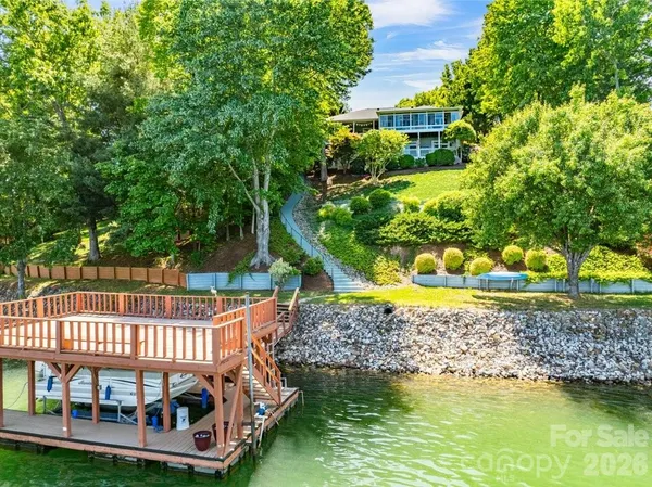 $1,600,000 | 797 Lake Club Drive, Nebo, NC 28761