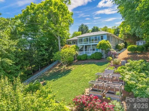 $1,600,000 | 797 Lake Club Drive, Nebo, NC 28761
