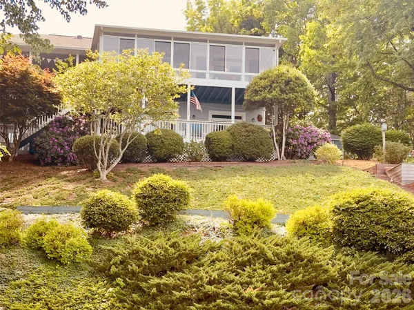 $1,600,000 | 797 Lake Club Drive, Nebo, NC 28761