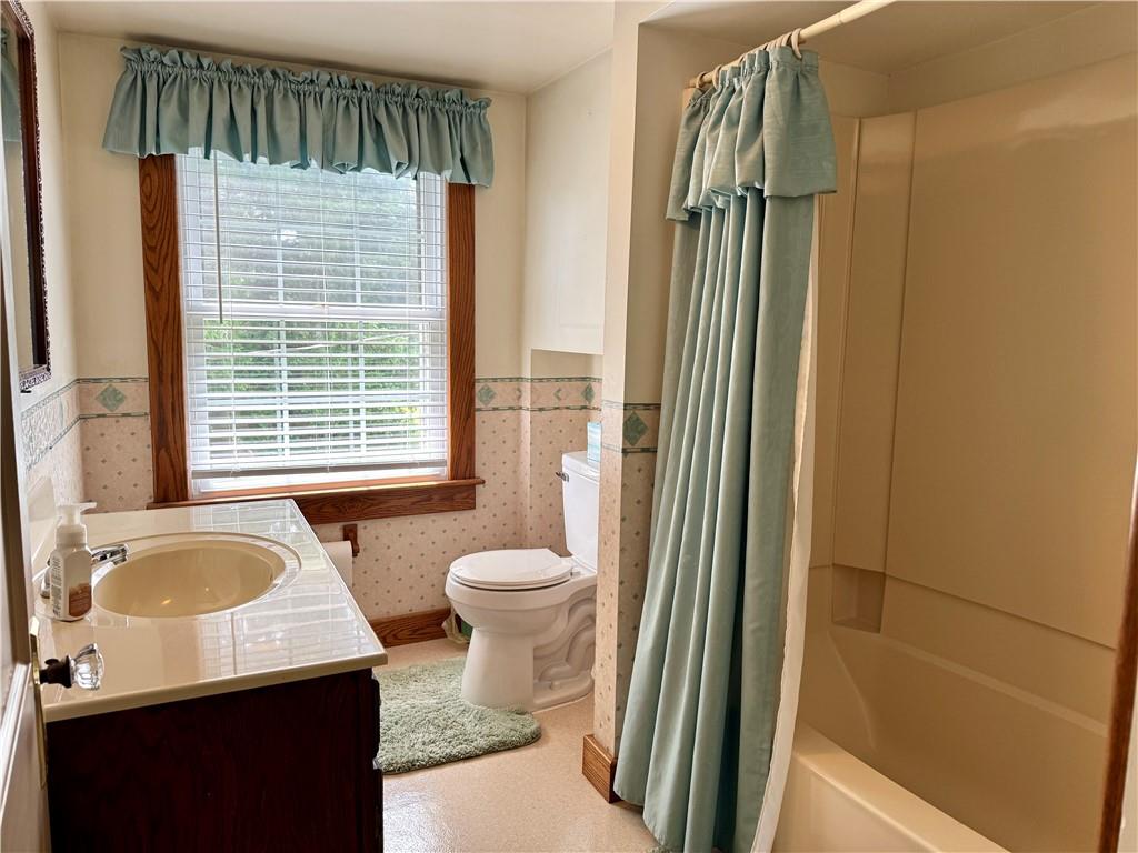 268 Holyoke Road Butler, PA 16001 - Photo 29 of 43