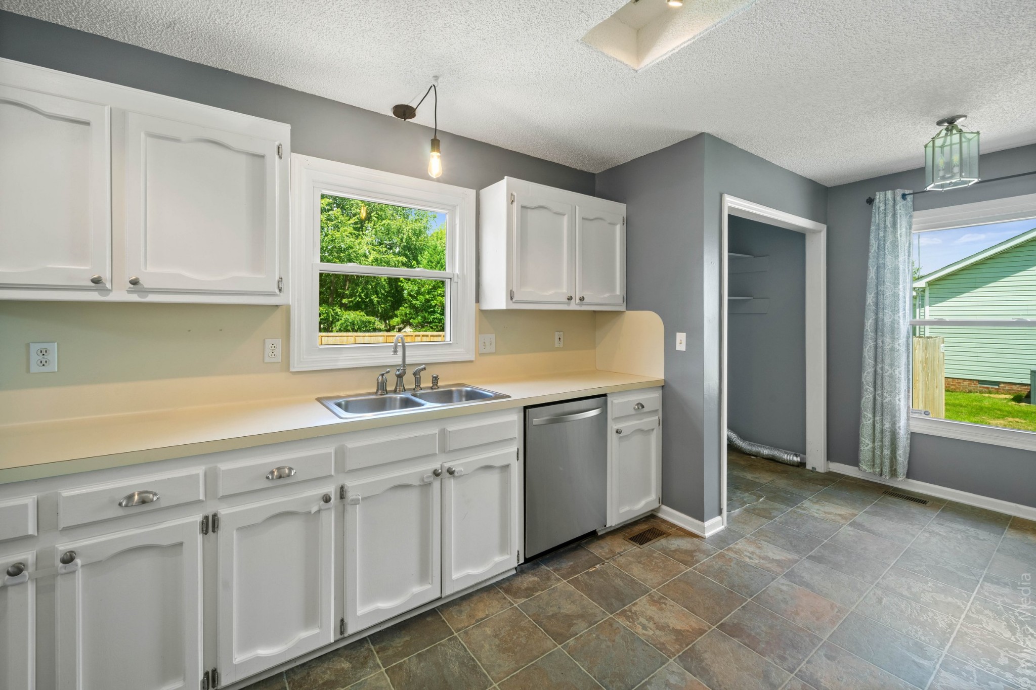 3460 Howard Road Murfreesboro, TN 37127 - Photo 9 of 28 Gallery Image 9