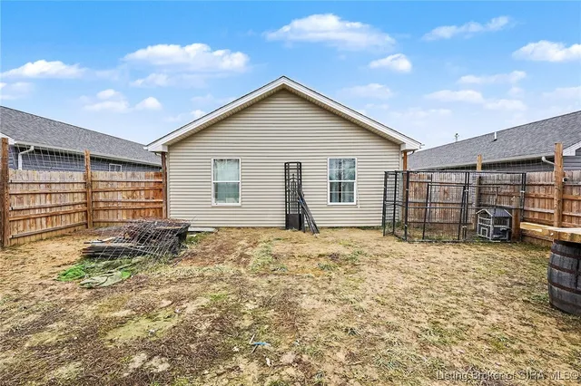 $193,500 | 975 Wooded Trail, Scottsburg, IN 47170