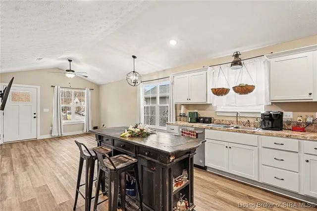 $193,500 | 975 Wooded Trail, Scottsburg, IN 47170