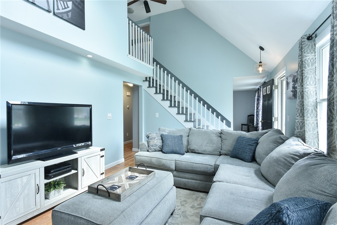 616 Child Street Warren, RI 02885 - Photo 4 of 36 Gallery Image 4