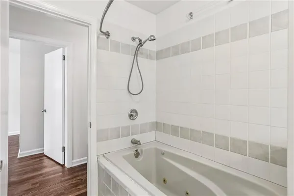 $4,000 | 2581 Sharondale Drive Northeast, Atlanta, GA 30305