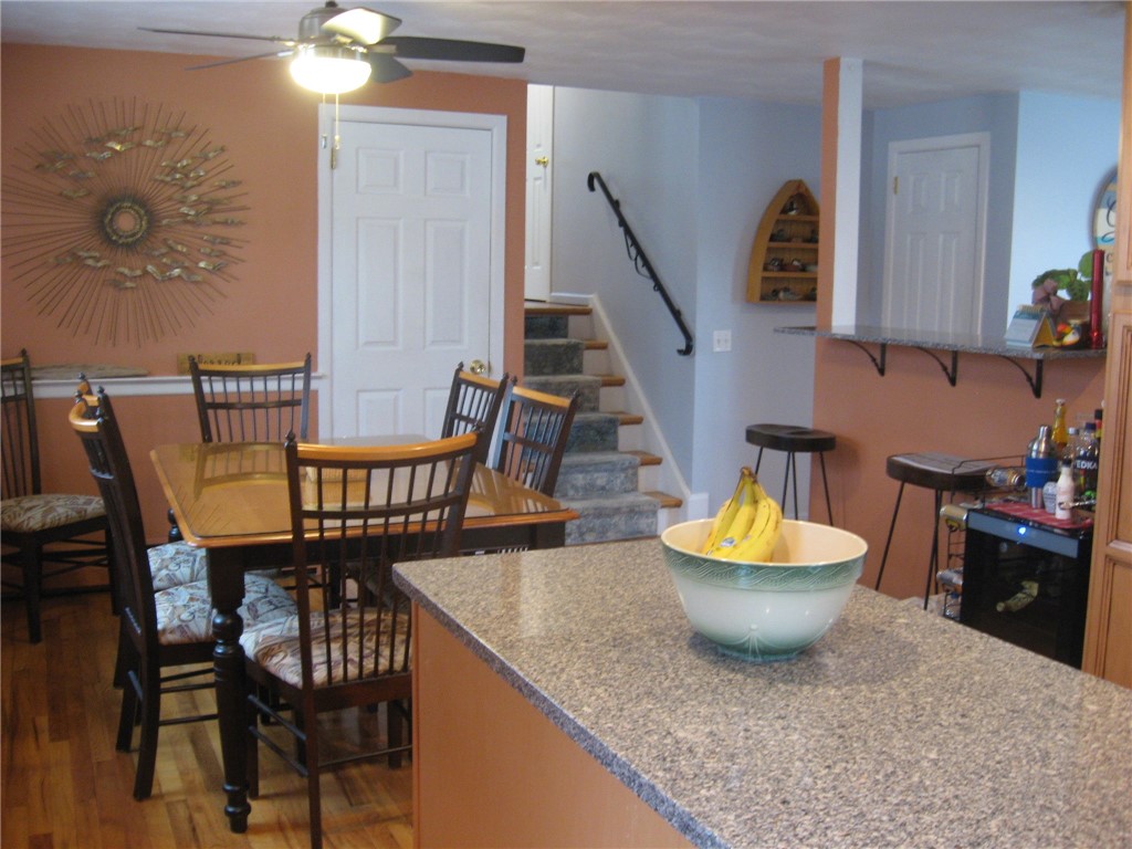 40 Riverdale Road Westerly, RI 02891 - Photo 11 of 31 Gallery Image 11