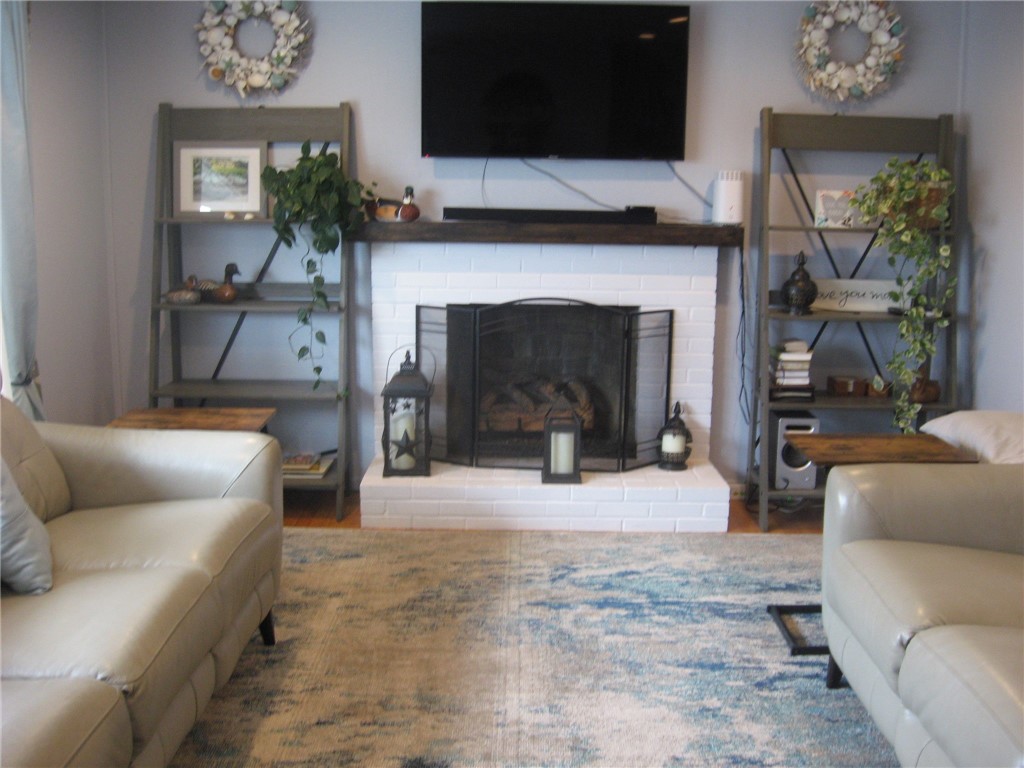 40 Riverdale Road Westerly, RI 02891 - Photo 15 of 31 Gallery Image 15
