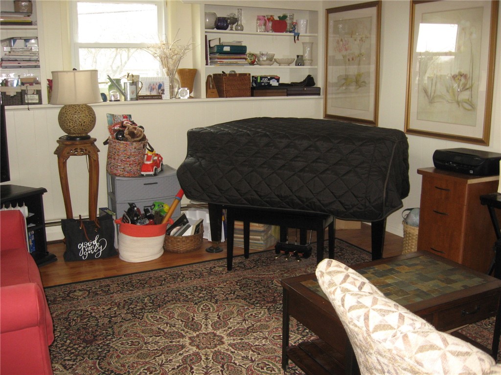 40 Riverdale Road Westerly, RI 02891 - Photo 18 of 31 Gallery Image 18