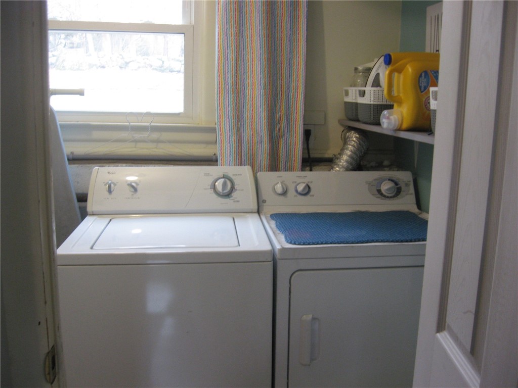 40 Riverdale Road Westerly, RI 02891 - Photo 29 of 31 Gallery Image 29
