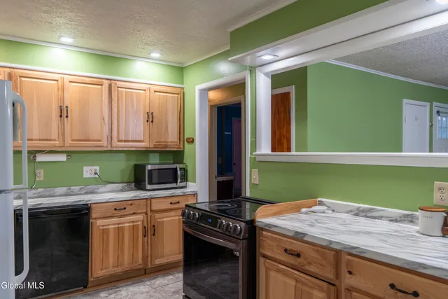 $225,000 | 7 Linden Drive, Hudson Falls, NY 12839